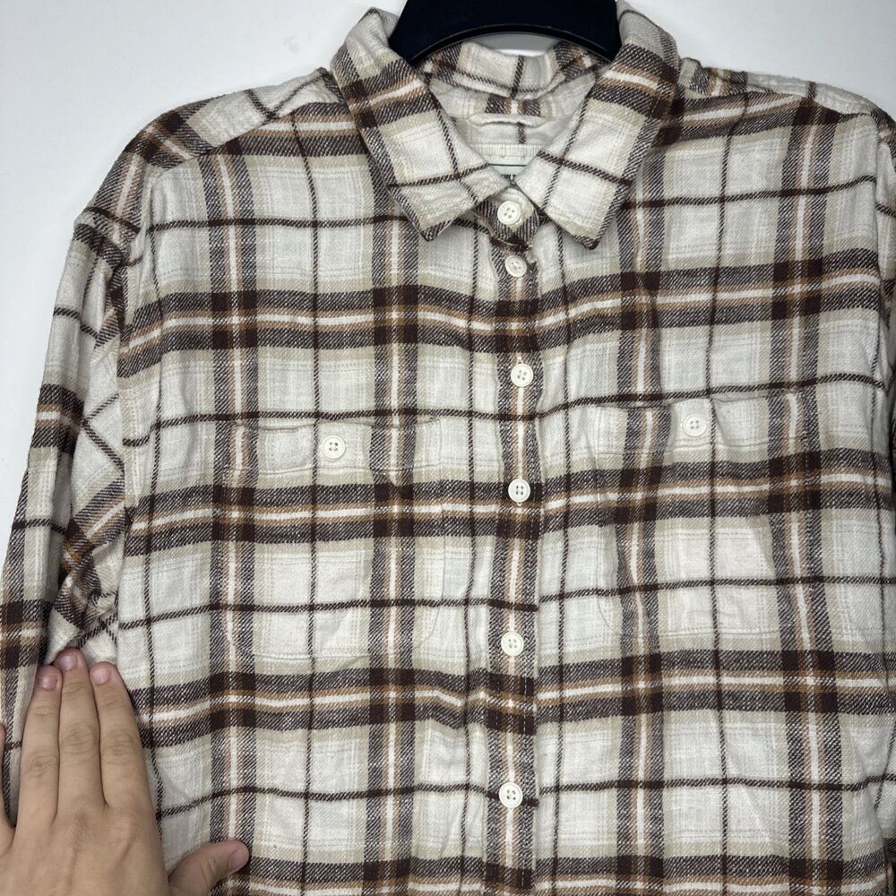 American Eagle Outfitters women’s cropped flannel Size Small - Picture 4 of 9
